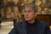 Γιώργος Νταλάρας: «Είμαι δεμένος με το ρεμπέτικο τραγούδι»