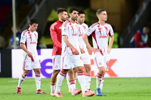 Champions League: Η Μπαρτσελόνα συνέτριψε τον Ολυμπιακό (6-1) - Έμειναν με 10 οι «ερυθρόλευκοι»
