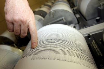 Σεισμός Εύβοια: Μπαράζ δυνατών μετασεισμών, «ταρακουνήθηκε» και η Αττική, γιατί ο Λέκκας μιλά για «έκπληξη»