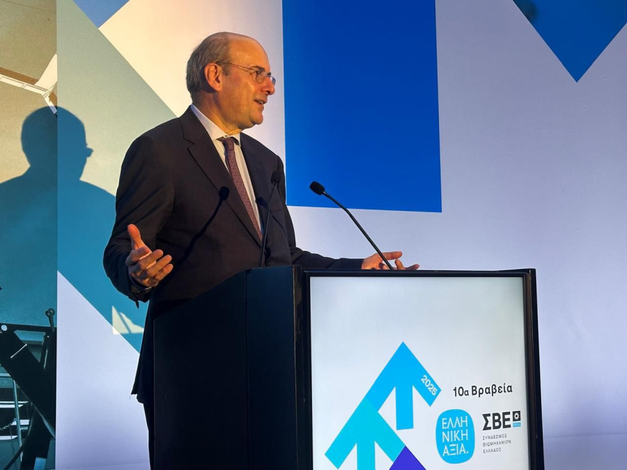 Χατζηδάκης: Επτά άξονες στήριξης της βιομηχανίας