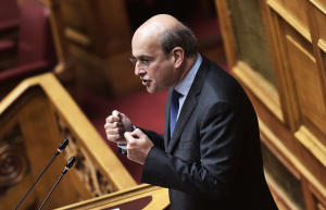 Η «μεγάλη ψαριά» Χατζηδάκη στο νέο φορολογικό - Έσοδα 3 δισ. έως το 2027