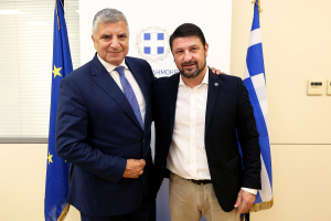 «Στην Περιφέρεια Αττικής έγινε το μεγαλύτερο πάρτι των αιώνων»