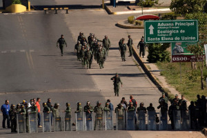 Κρίση στην Βενεζουέλα: «Συγκεκριμένα μέτρα» ανακοινώνουν αύριο οι ΗΠΑ