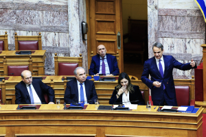 Επιταχύνεται η διασύνδεση των POS με τις ταμειακές μηχανές