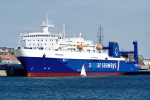 Τσεσμέ - Λαύριο σε 8 ώρες - Εγκαίνια για την ακτοπλοϊκή σύνδεση