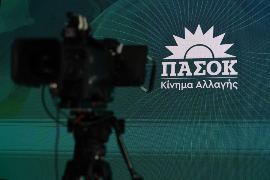 «Βαθιά λαρύγγια» στο ΠΑΣΟΚ