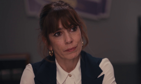 «Ταμπού»: Ο Ζήσης πολιορκεί στενά την Πέρσα