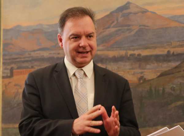 Π. Λιαργκόβας -Γραφείο Προϋπολογισμού Βουλής: Τέταρτο μνημόνιο ή χρεοκοπία