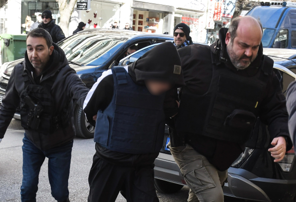 Μαστίγωσαν με ηλεκτρικό καλώδιο, μέσα στη φυλακή, τον 16χρονο που σκότωσε τον 17χρονο στις Σέρρες