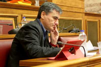 Tσακαλώτος: Επιμένουμε σε χαμηλότερα πλεονάσματα μετά το ’18, δεν θα φέρουμε νέα μέτρα