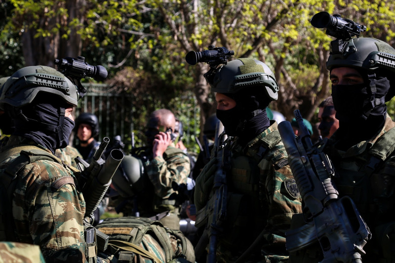 Από πότε αυξάνεται στους 12 μήνες η στρατιωτική θητεία