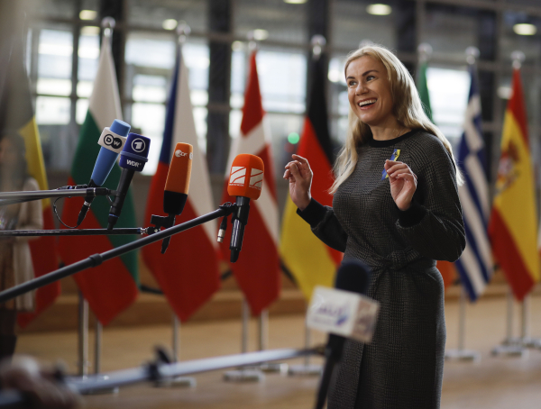 Πολιτική συμφωνία στην ΕΕ για το πρώτο «ανώδυνο» πακέτο μέτρων για την ενεργειακή κρίση