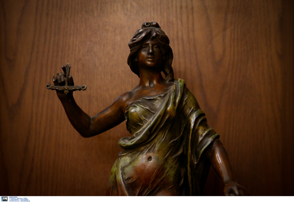 Αίτημα για πρόσληψη δικηγόρων ΑμεΑ στο Δημόσιο