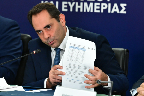 Πετραλιάς: Δύσκολο να υπάρξουν νέα μέτρα – Κάναμε ό,τι καλύτερο μπορούσε να γίνει