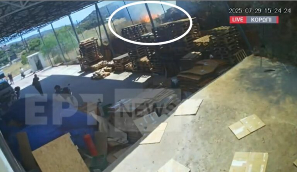 Φωτιά στο Κορωπί: Το σημείο μηδέν που ξεπήδησαν οι φλόγες και κινητοποίησαν την Πυροσβεστική (video)