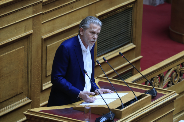 Γερουλάνος για τετραήμερη εργασία: Η συζήτηση πρέπει να γίνει