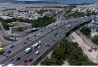 Σύγκρουση φορτηγού με ΙΧ στον Κηφισό - Ένας τραυματίας