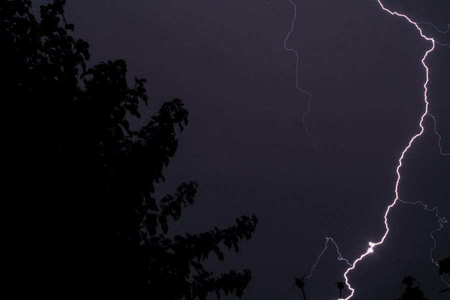 Κακοκαιρία: Σχεδόν 32.000 κεραυνοί και αστραπές, σε ποιες περιοχές έπεσε η περισσότερη βροχή