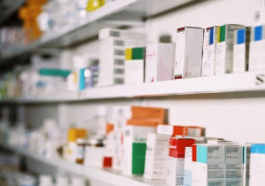 Σουρβίνος: Τις επόμενες ημέρες οι ανακοινώσεις σχετικά με τη φαρμακευτική αγωγή κατ’ οίκον
