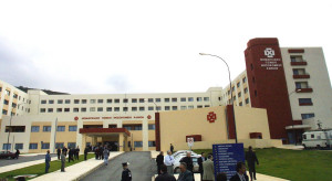 Χανιά: Έβγαλε σουγιά μέσα στο... νοσοκομείο - Πανικός από μυστήριο επισκέπτη