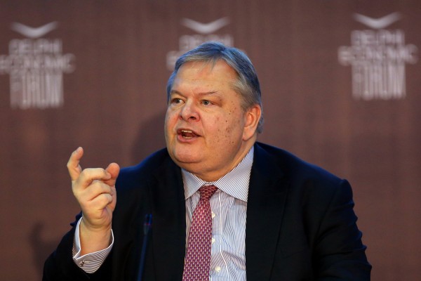 Βενιζέλος: Δεν είμαι στο Δημόσιο βίο για να εκφράζω απλά τις θέσεις ενός κόμματος