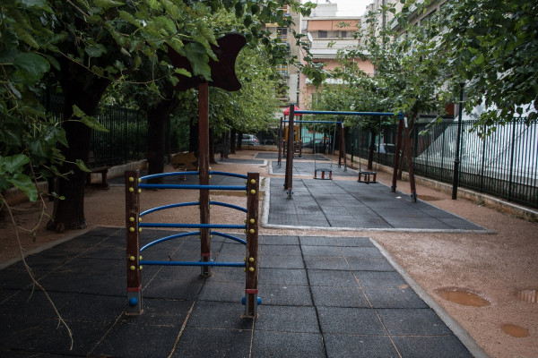Θεσσαλονίκη: Αντικαπνιστικές πινακίδες σε παιδικές χαρές - «Εδώ παίζουμε εμείς!»