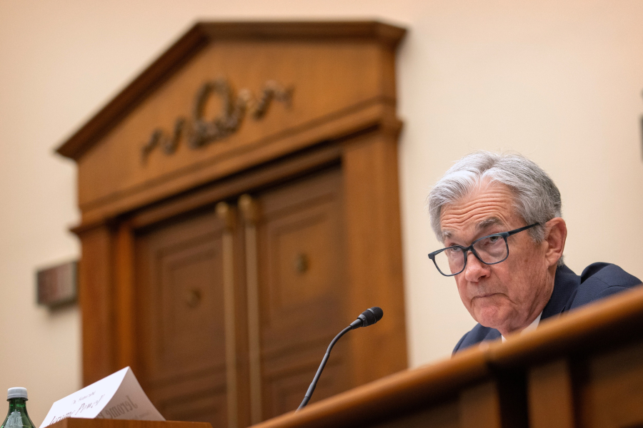 FED: Μείωσε τα επιτόκια κατά 25 μονάδες βάσης