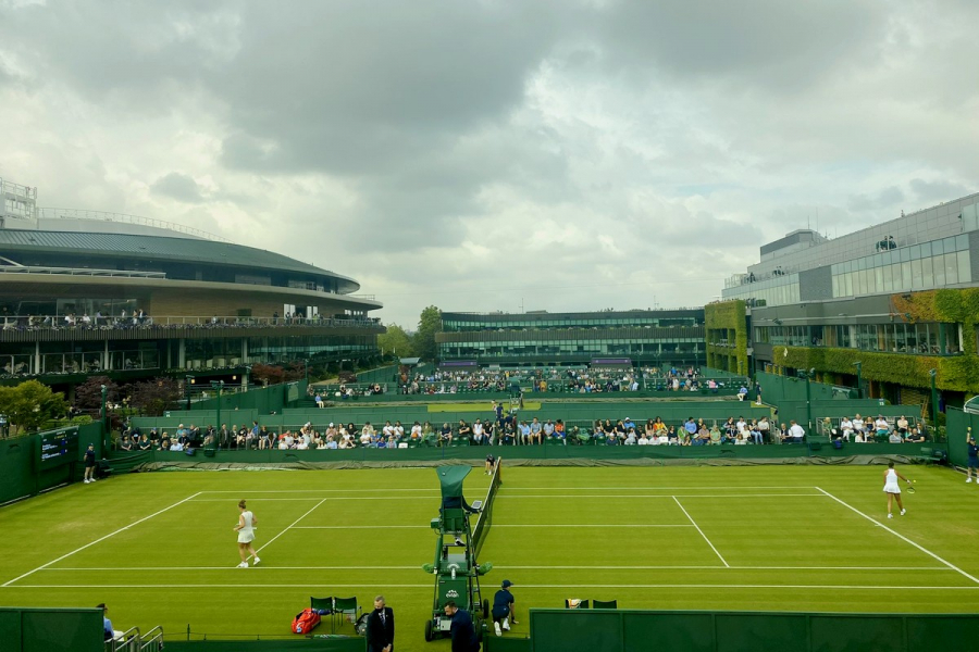 Wimbledon: Η βροχή... ανέβαλε και το ματς της Σάκκαρη (βίντεο, εικόνες)
