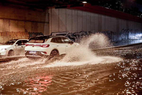 Κακοκαιρία: Νέες καταιγίδες το απόγευμα στην Αττική - Oι 7 περιοχές που θα βρεθούν στο επίκεντρο