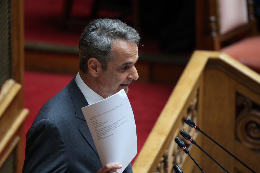 Μητσοτάκης για μεταναστευτικό: Πανικός χωρίς λόγο με τα συνήθη «έκτακτα» μέτρα