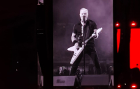 Οι Metallica έβαλαν «φωτιά» στο ΟΑΚΑ: Υπερθέαμα στην σκηνή των 360 μοιρών (βίντεο, εικόνες)