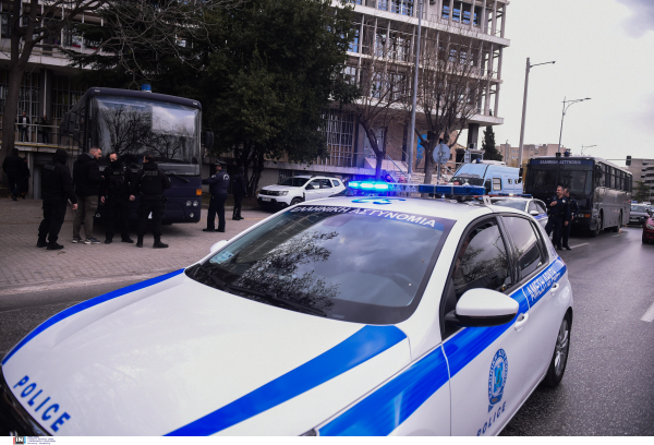 Άλκης Καμπανός: Συνεχίζεται η δίκη για τη δολοφονία του - Στο εδώλιο 12 νεαροί