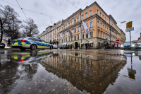 Ευρωβαρόμετρο στέλνει μήνυμα στη Διάσκεψη Ασφαλείας του Μονάχου: Το 68% νιώθει ότι η χώρα του απειλείται - Τι λένε οι Έλληνες