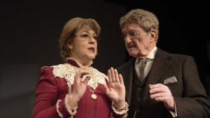 «To επάγγελμα της μητρός μου»: Συνεχίζονται οι παραστάσεις έως την 1η Μαρτίου