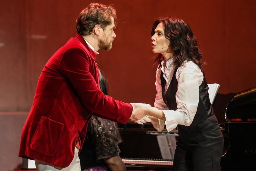 Μαριλίτα Λαμπροπούλου και Δημήτρης Λάλος στη συγκέντρωση για τα Τέμπη (Φωτογραφία)