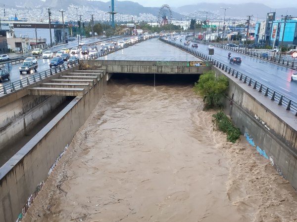 Alert από καθηγητή του ΕΜΠ, ποιες περιοχές θα θαφτούν κάτω από το νερό αν υπερχειλίσουν Κηφισός και Ιλισός