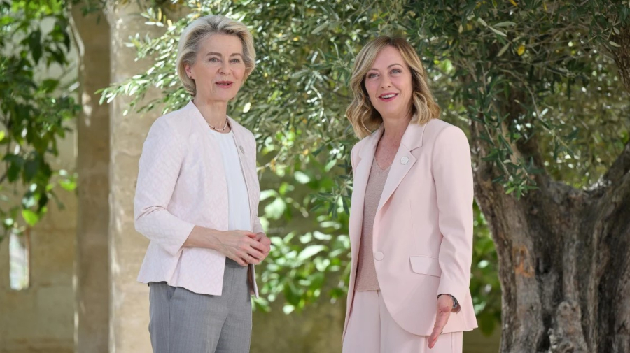 Μυστική συμφωνία Ούρσουλας - Μελόνι για «κρυφή» πριμοδότηση στο Ευρωκοινοβούλιο;