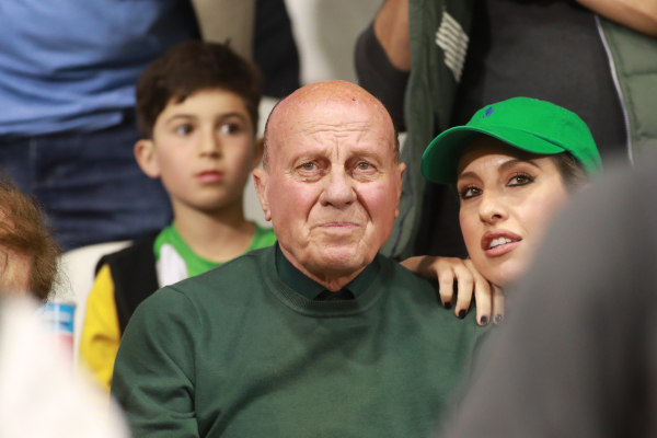 Μίμης Δομάζος: Αυτή είναι η αιτία θανάτου του «στρατηγού»