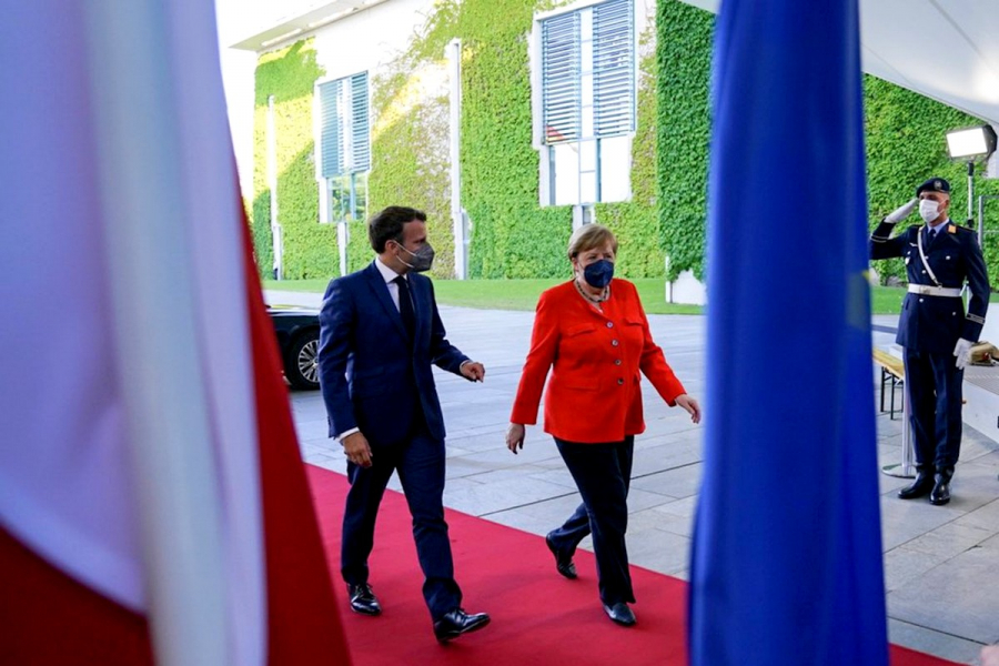 Μήνυμα Μακρόν σε Μέρκελ: Προτεραιότητα τα συμφέροντα Ελλάδας-Κύπρου έναντι της Τουρκίας (βίντεο)