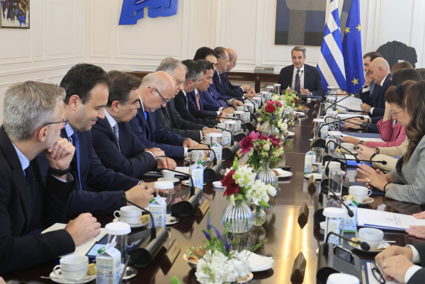 Κ.Μητσοτάκης: Ταμείο Ανάκαμψης, ανανέωση θητείας Στουρνάρα, αγροτική πολιτική την Τρίτη στο Υπουργικό