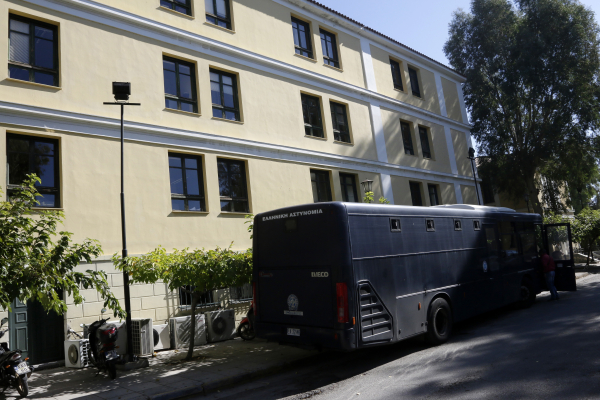 Κύκλωμα με τηλεφωνικές απάτες: Ελεύθερη η 37χρονη αθλήτρια της ενόργανης