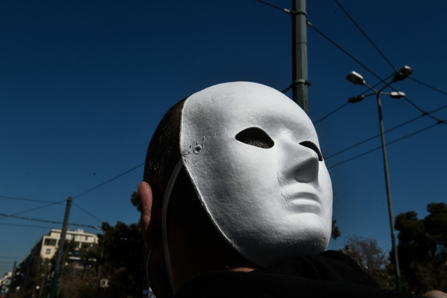 ΣΕΗ: «Απαξιωτικές συμπεριφορές» παραγωγών σε τηλεοπτικές οντισιόν, η ερώτηση που κάνουν