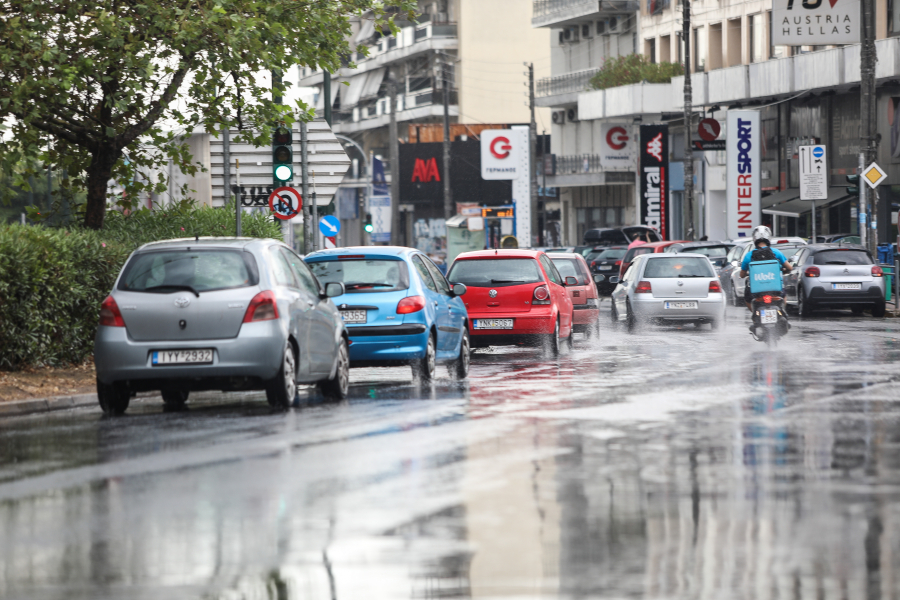 Τι ώρα και πού θα ρίξει καταιγίδες αύριο στην Αττική - Χάρτης