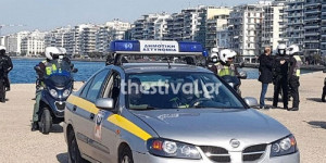 Κορονοϊός: Συνεχίζουν τις βόλτες οι Θεσσαλονικείς - Με μεγάφωνα οι αστυνομικοί στους δρόμους (vid)