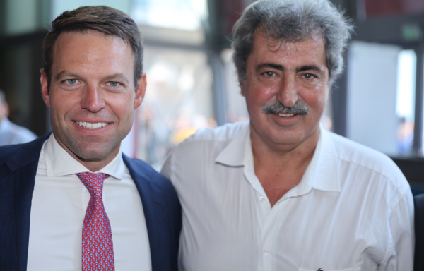 Γιατί λέει ότι σε λίγους μήνες ο Κασσελάκης δεν θα βρίσκεται στη χώρα