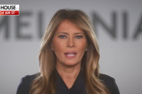 Η παρεμπιπτόντως έκκληση της Μελάνια Τραμπ για ενότητα - «Διαδηλώστε ειρηνικά» (Βίντεο)