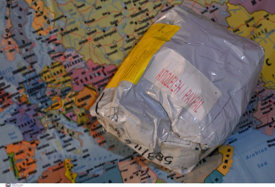 Το μήνυμά της ΑΔΑΕ με αφορμή την Παγκόσμια Ημέρα Ταχυδρομείων, τι πρέπει να προσέχετε