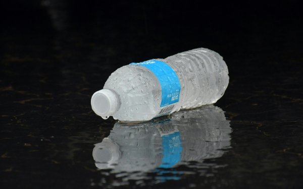 Για πόσες ημέρες είναι ασφαλές να πίνετε νερό από το ίδιο πλαστικό μπουκάλι