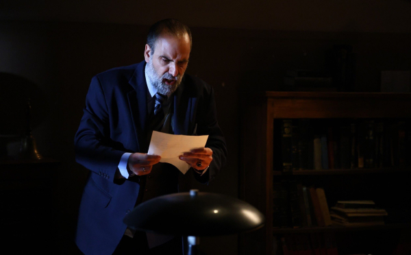 «Άγιος Έρωτας»: Ο Μαρκόπουλος σκηνοθετεί τη δολοφονία της Καραντωνάκη…