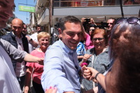 Τσίπρας: Είμαστε όρθιοι και αποφασισμένοι όσο ποτέ να δώσουμε τη μάχη
